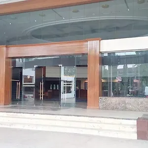 3* Отель Seasons Of International Airport